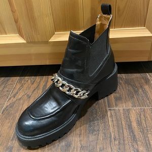 Zara chain boots size 9